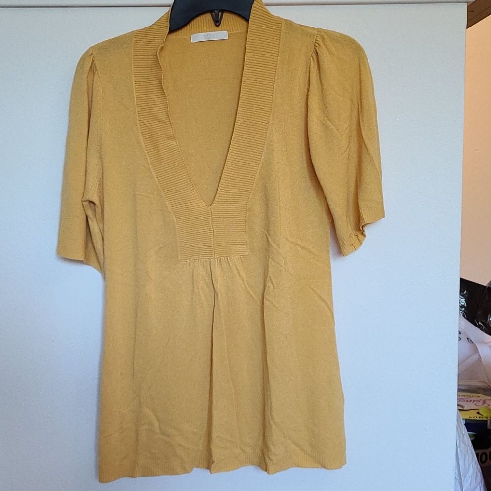 M&S Yellow knit low cut top
